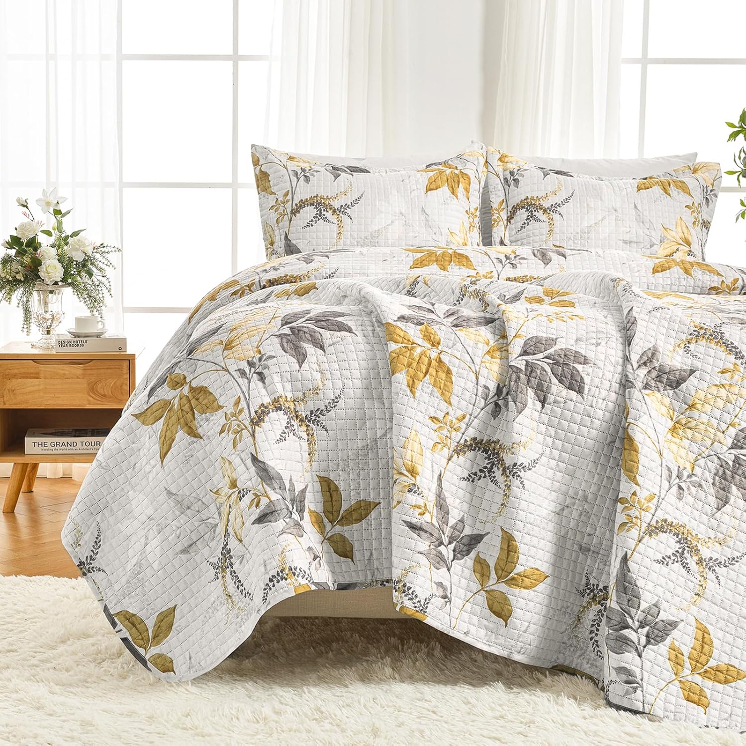 HollyHOME Full/Queen Quilt Set, 3 Pieces Quilt Set Full/Queen Size, Coverlet Yellow and Grey Leaf Printed Lightweight and Soft All Season Bedding Set with Quilt, Pillow Shams, Yellow Grey Leaf