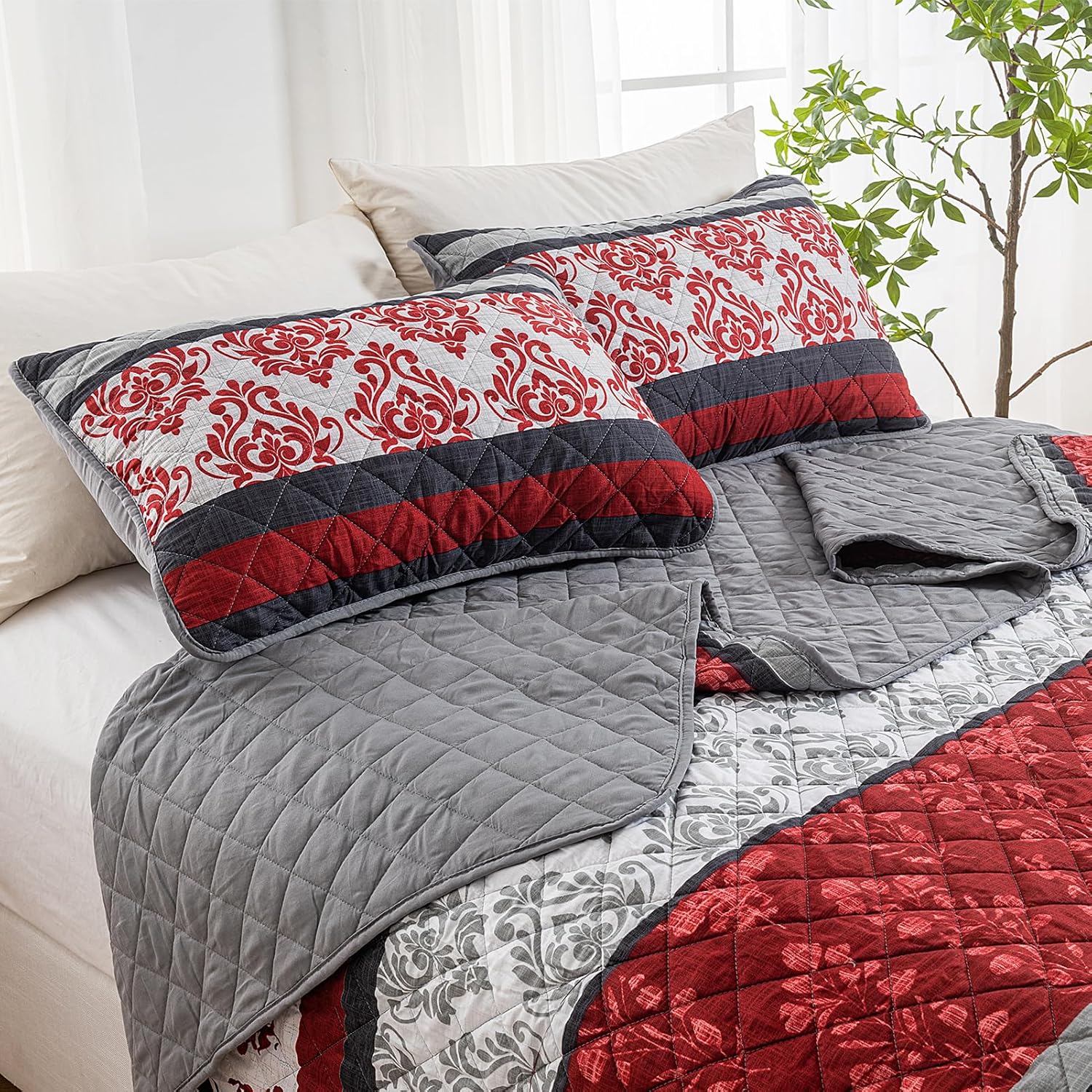 3 Pieces Full/Queen Size Quilt Sets